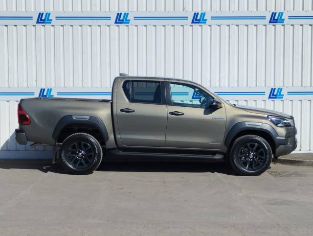 2025 Toyota Hilux Invincible X D/Cab Pick Up 2.8 Hybrid 48V Auto