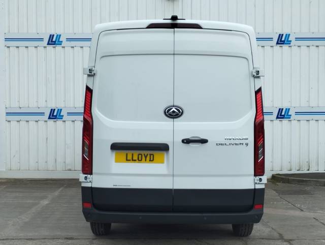 2025 Maxus Deliver 9 2.0 Deliver 9 FWD LUX