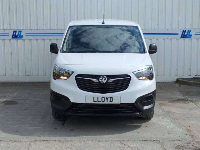 2021 Vauxhall Combo Cargo 2300 1.5 Turbo D 100ps H1 Dynamic Van