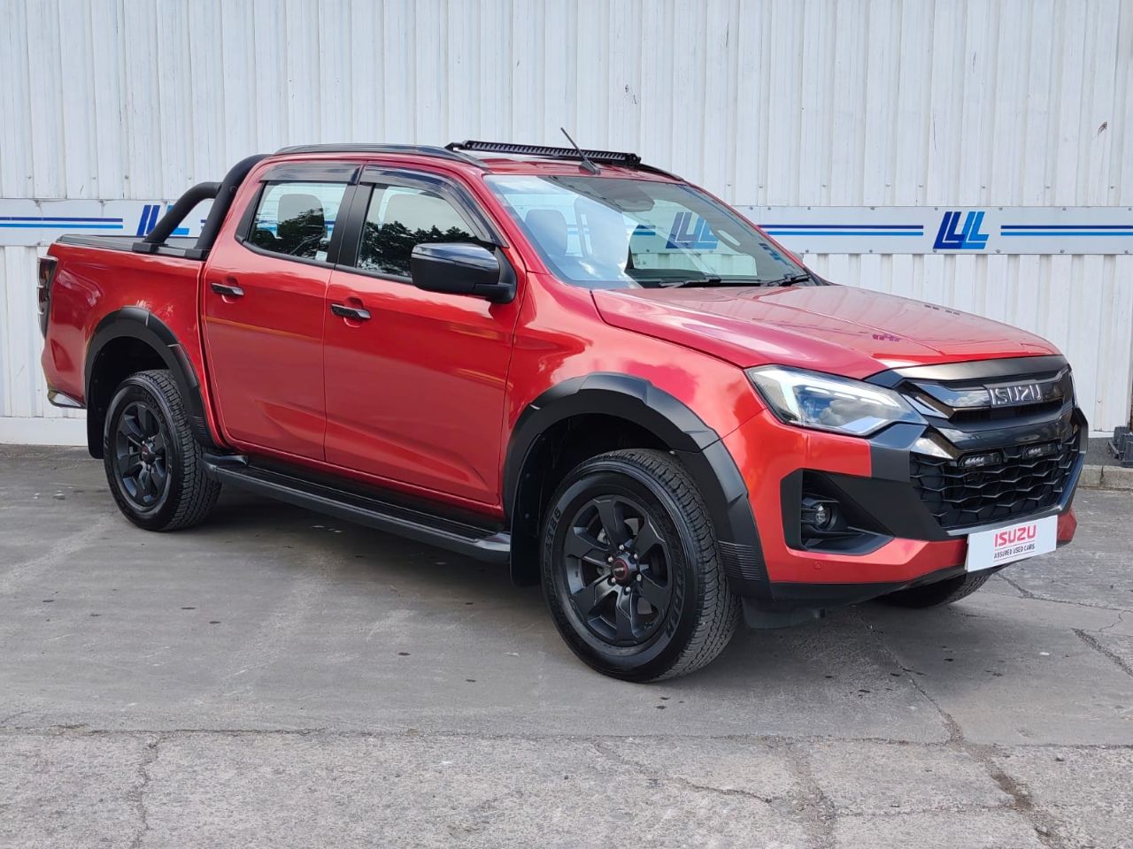 2025 ISUZU D-MAX